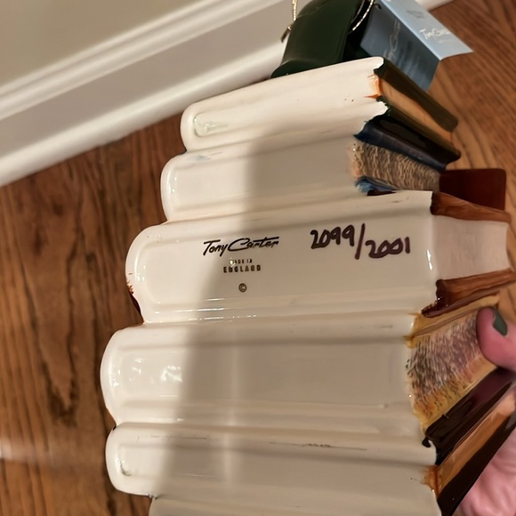 Tony Carter Collectible “Poetry Lovers” Teapot - Picture 8 of 8